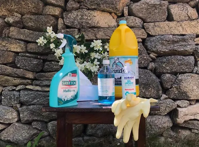 Artesano I Y Iii 나바레돈다 데 그레도스