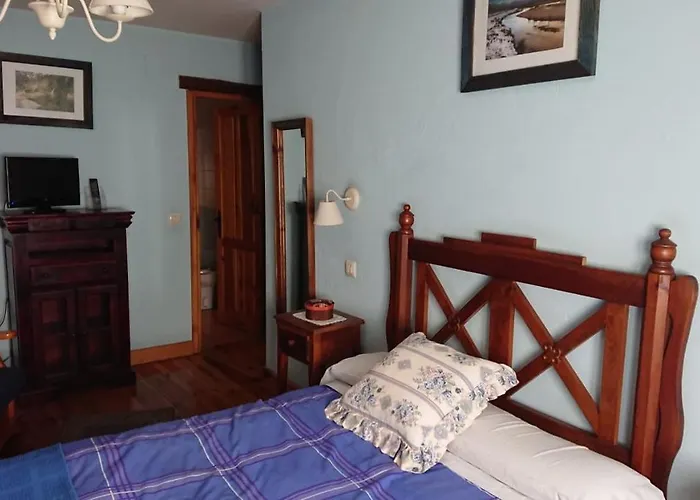 Artesano I Y Iii 나바레돈다 데 그레도스