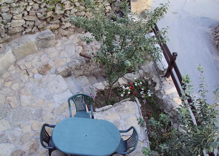 Artesano I Y Iii 나바레돈다 데 그레도스