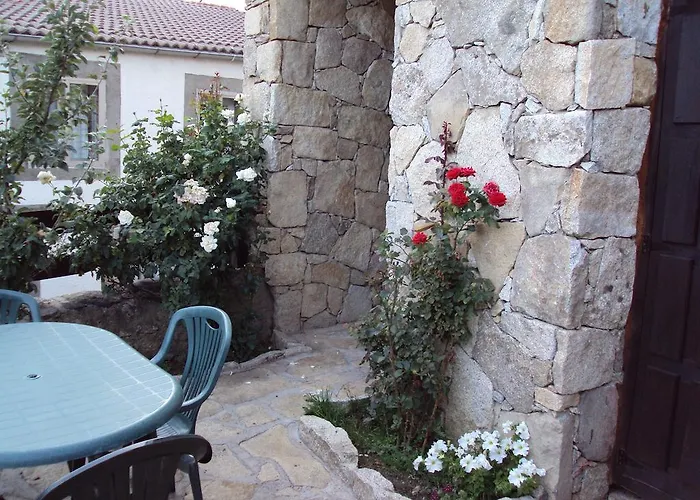 Artesano I Y Iii * 나바레돈다 데 그레도스