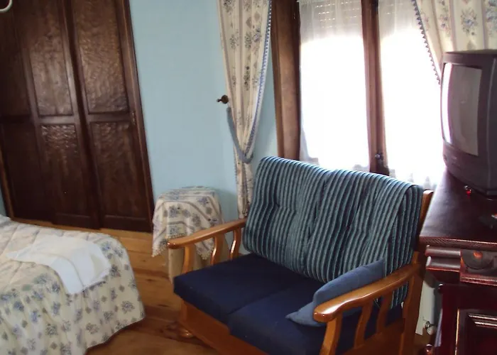 Artesano I Y Iii 나바레돈다 데 그레도스