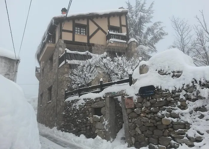 Artesano I Y Iii 나바레돈다 데 그레도스