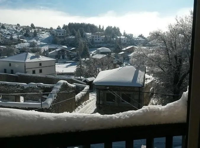 Artesano I Y Iii * 나바레돈다 데 그레도스